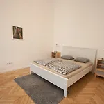Hostel Friends & Budapest