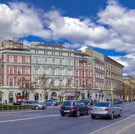 Friends & Vandrerhjem