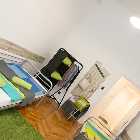 Friends & Albergue Budapeste